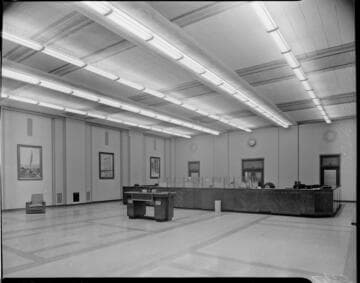 Commercial lighting
