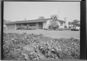 Go to image 1.