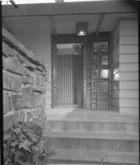 Go to image 2.