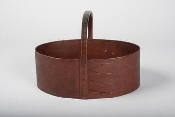 Red Shaker Carrier
