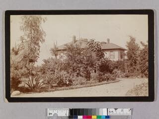 Go to image 1.