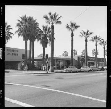 Hemet.Main Street