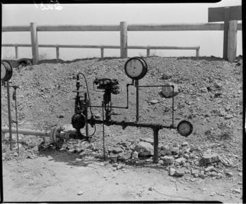 Gauges on pipes